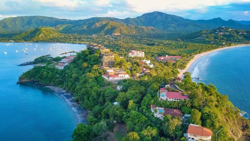 Explore the Best Beach Towns in Costa Rica: A Travel Guide